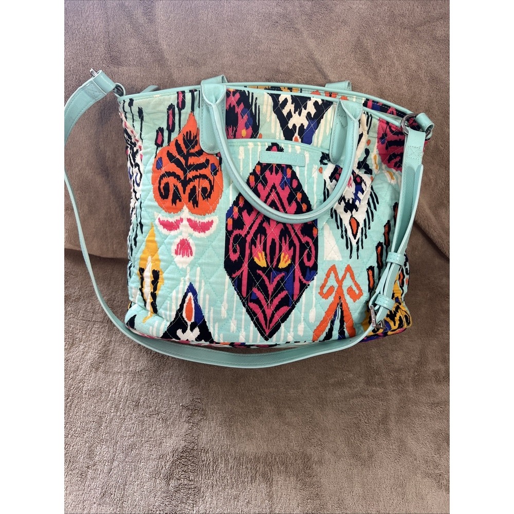 Retired Vera Bradley Small Trimmed Vera Tote in Pueblo Teal W/ Shoulder Strap